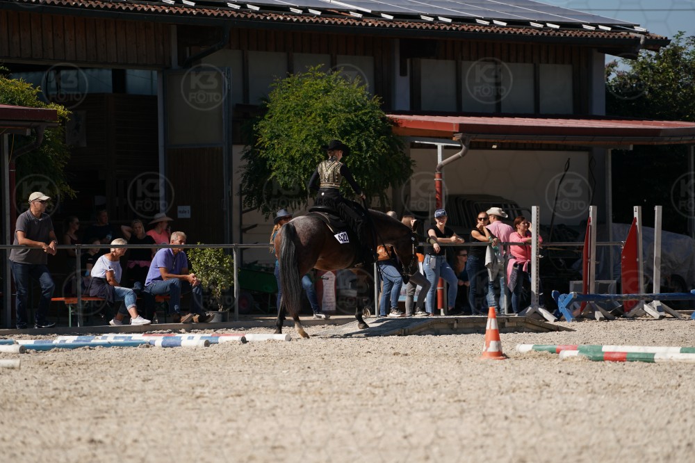 s_A_908020.JPG